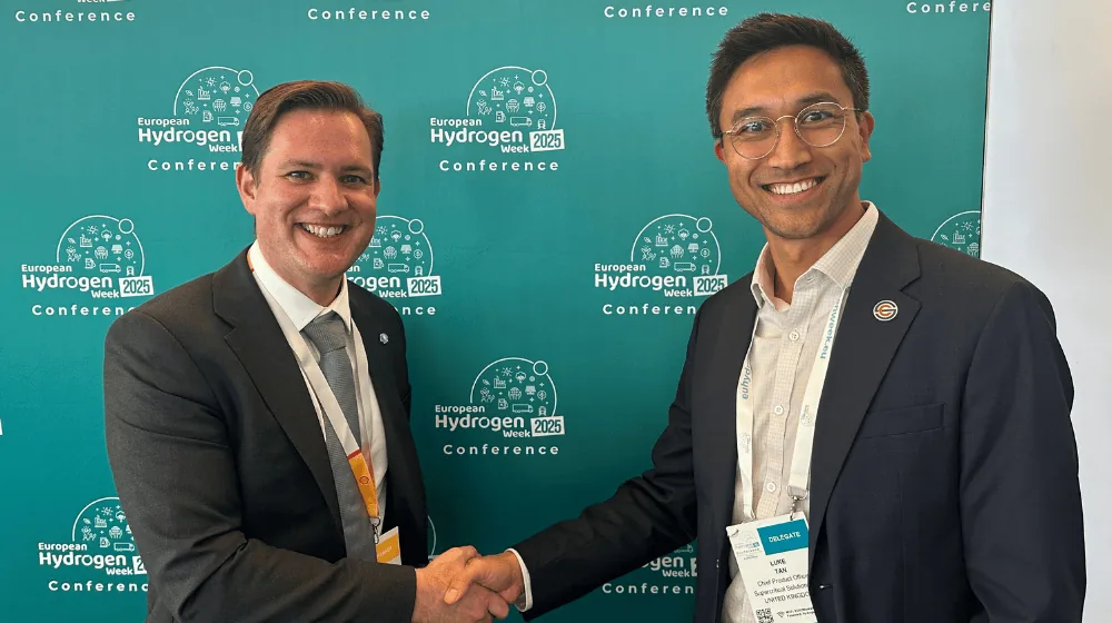 Luke Tan and Andy from Shell at the collaboration agreement signing